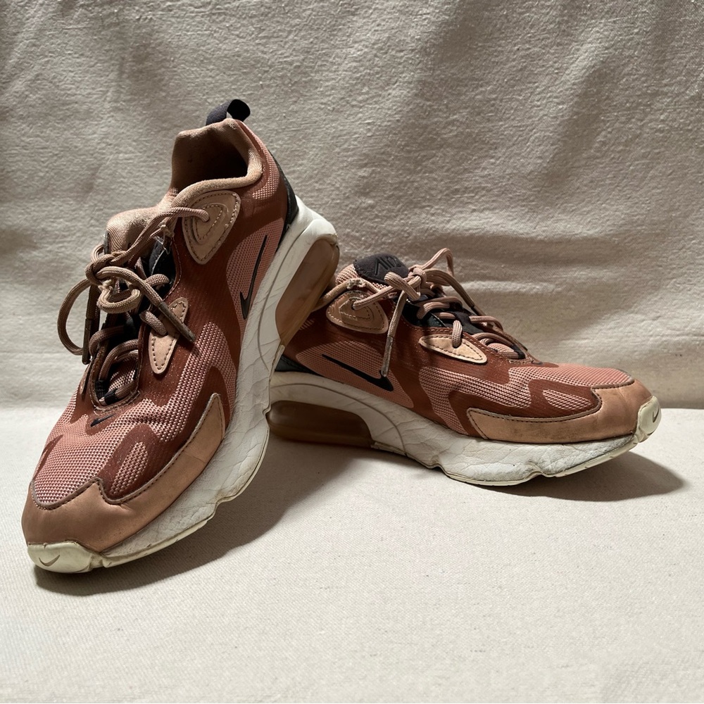 Sparkly Brown Nike Air 200 size 8